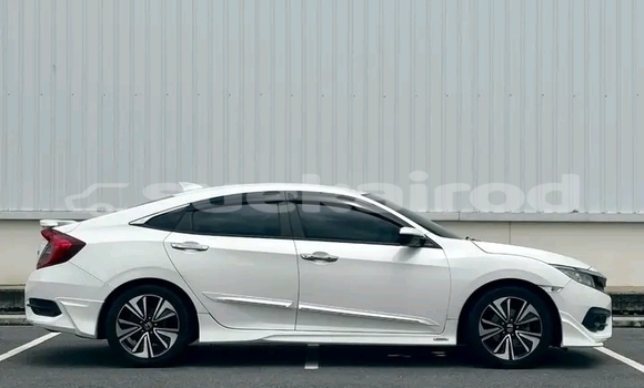 Buy Used Honda Civic White Car in Chai Nat in Chai Nat Buy Used Honda Civic White Car in Chai Nat in Chai Nat
