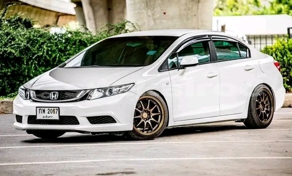 Buy Used Honda Civic White Car in Kalasin in Kalasin Buy Used Honda Civic White Car in Kalasin in Kalasin