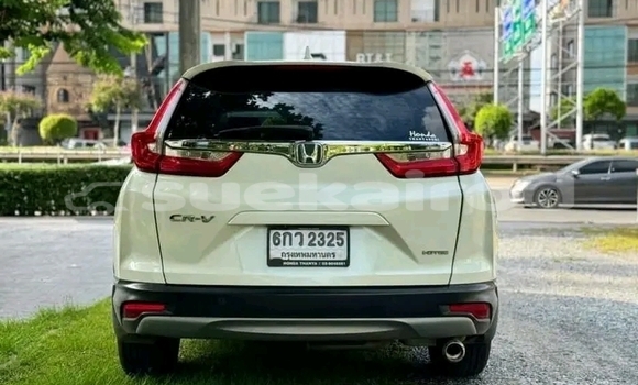 Buy Used Honda CR-V White Car in Chachoengsao in Chachoengsao Buy Used Honda CR-V White Car in Chachoengsao in Chachoengsao