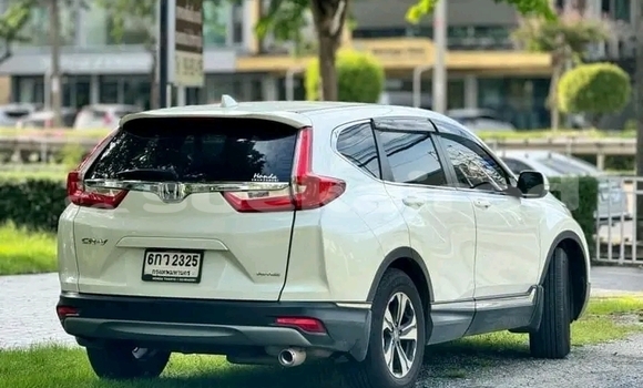Buy Used Honda CR-V White Car in Chachoengsao in Chachoengsao Buy Used Honda CR-V White Car in Chachoengsao in Chachoengsao