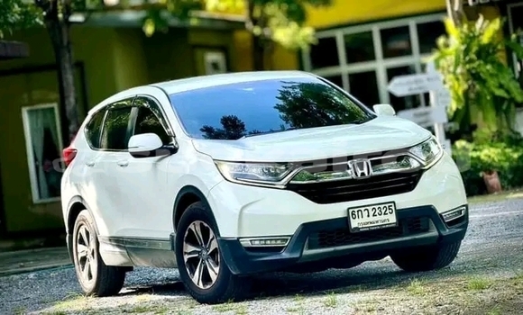 Buy Used Honda CR-V White Car in Chachoengsao in Chachoengsao Buy Used Honda CR-V White Car in Chachoengsao in Chachoengsao