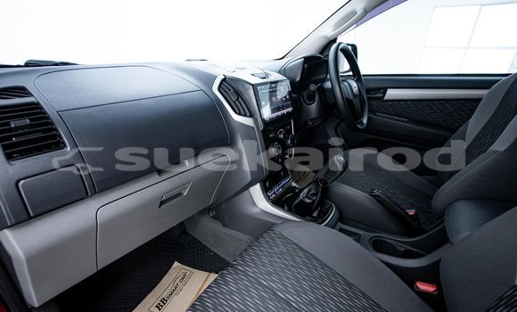 Buy Used Chevrolet Corolado Red Car in Bangkok in Bangkok Buy Used Chevrolet Corolado Red Car in Bangkok in Bangkok