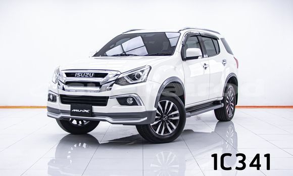 ซื้อ รถมือสอง Isuzu MU-X ขาว รถยนต์ ใน %{เมือง} ใน กรุงเทพมหานคร
