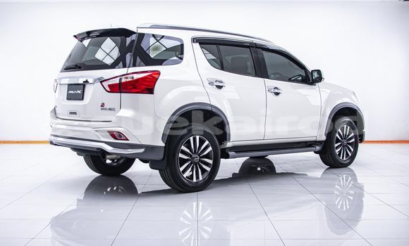 ซื้อ รถมือสอง Isuzu MU-X ขาว รถยนต์ ใน %{เมือง} ใน กรุงเทพมหานคร ซื้อ รถมือสอง Isuzu MU-X ขาว รถยนต์ ใน %{เมือง} ใน กรุงเทพมหานคร