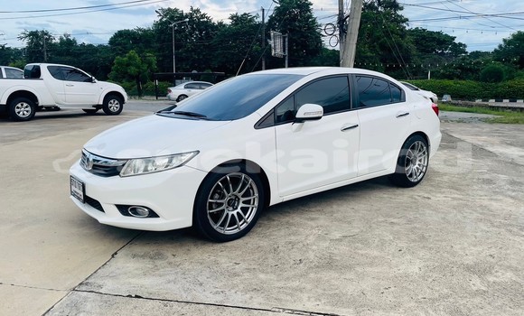 Buy Used Honda Civic White Car in Chiang Mai in Chiang Mai Buy Used Honda Civic White Car in Chiang Mai in Chiang Mai