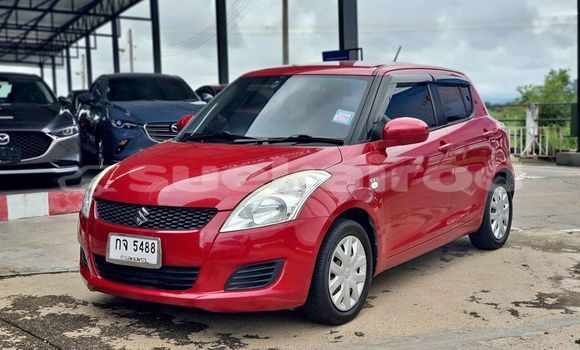ซื้อ รถมือสอง Suzuki Swift สีแดง รถยนต์ ใน %{เมือง} ใน เชียงใหม่