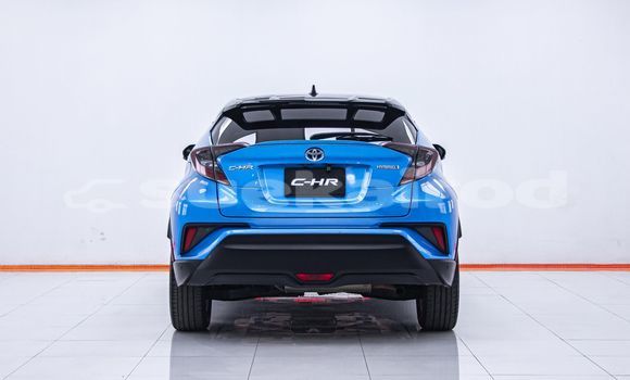 Buy Used Toyota C-HR Blue Car in Bangkok in Bangkok Buy Used Toyota C-HR Blue Car in Bangkok in Bangkok