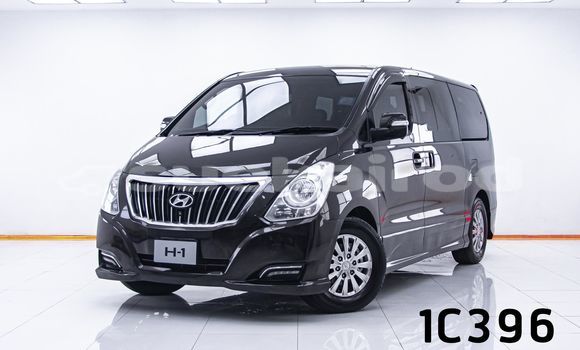 Buy Used Hyundai Starex (H-1) Black Car in Bangkok in Bangkok