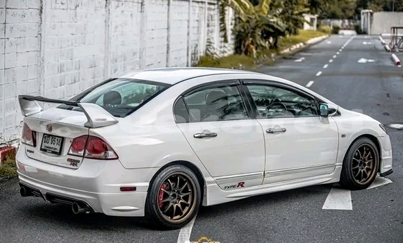 Buy Used Honda Civic White Car in Chai Nat in Chai Nat Buy Used Honda Civic White Car in Chai Nat in Chai Nat