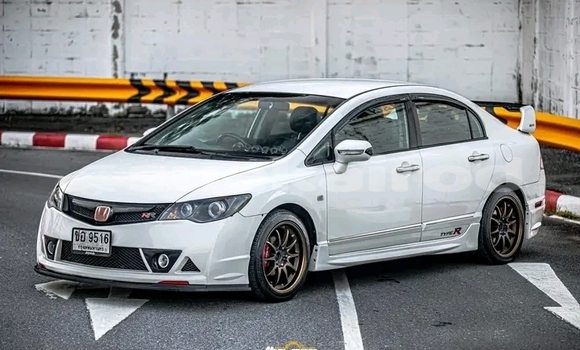 Buy Used Honda Civic White Car in Chai Nat in Chai Nat Buy Used Honda Civic White Car in Chai Nat in Chai Nat