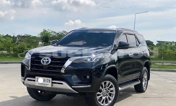 Buy Used Toyota Fortuner Black Car in Chai Nat in Chai Nat Buy Used Toyota Fortuner Black Car in Chai Nat in Chai Nat
