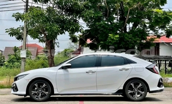 Buy Used Honda Civic White Car in Chaiyaphum in Chaiyaphum Buy Used Honda Civic White Car in Chaiyaphum in Chaiyaphum