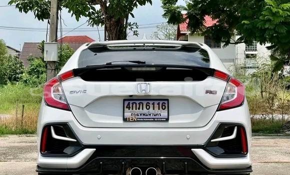 Buy Used Honda Civic White Car in Chaiyaphum in Chaiyaphum Buy Used Honda Civic White Car in Chaiyaphum in Chaiyaphum