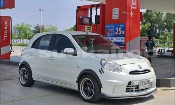 Buy Used Toyota Corolla White Car in Chiang Kham in Phayao Buy Used Toyota Corolla White Car in Chiang Kham in Phayao