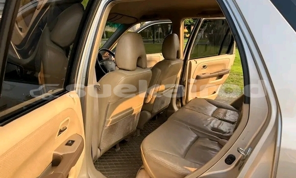 Buy Used Honda CR-V White Car in Kamphaeng Phet in Kamphaeng Phet Buy Used Honda CR-V White Car in Kamphaeng Phet in Kamphaeng Phet