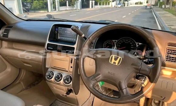 Buy Used Honda CR-V White Car in Kamphaeng Phet in Kamphaeng Phet Buy Used Honda CR-V White Car in Kamphaeng Phet in Kamphaeng Phet