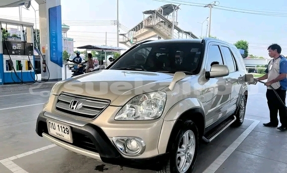 Buy Used Honda CR-V White Car in Kamphaeng Phet in Kamphaeng Phet Buy Used Honda CR-V White Car in Kamphaeng Phet in Kamphaeng Phet