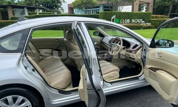 Buy Used Nissan Teana White Car in Bangkok in Bangkok Buy Used Nissan Teana White Car in Bangkok in Bangkok