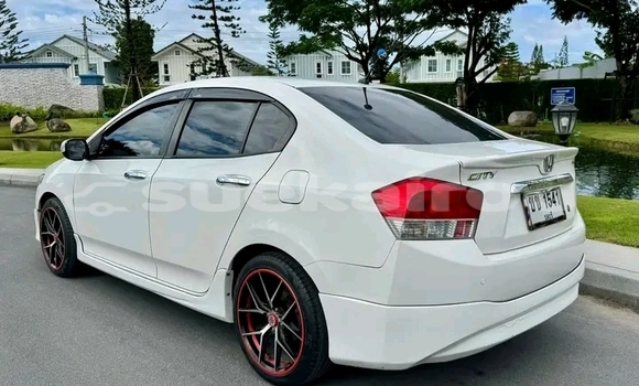 ซื้อ รถมือสอง Honda City ขาว รถยนต์ ใน %{เมือง} ใน ฉะเชิงเทรา