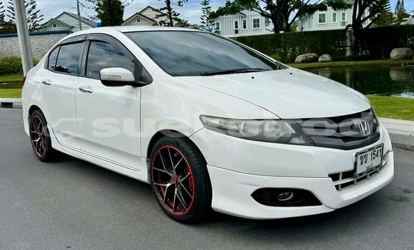 Buy Used Honda City White Car in Chachoengsao in Chachoengsao Buy Used Honda City White Car in Chachoengsao in Chachoengsao