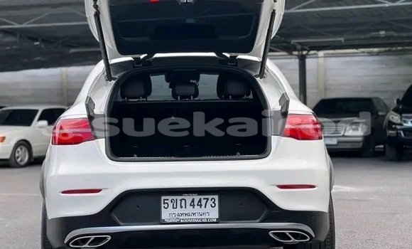 Buy Used Mercedes‒Benz GLK–Class White Car in Chonburi in Chonburi