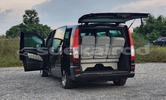 Buy Used Mercedes-Benz Vito Black Car in Bangkok in Bangkok Buy Used Mercedes-Benz Vito Black Car in Bangkok in Bangkok