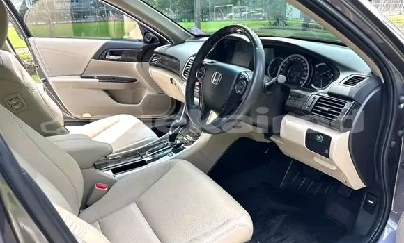 ซื้อ รถมือสอง Honda Accord สีดำ รถยนต์ ใน %{เมือง} ใน เชียงราย ซื้อ รถมือสอง Honda Accord สีดำ รถยนต์ ใน %{เมือง} ใน เชียงราย