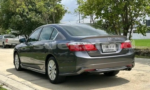 ซื้อ รถมือสอง Honda Accord สีดำ รถยนต์ ใน %{เมือง} ใน เชียงราย ซื้อ รถมือสอง Honda Accord สีดำ รถยนต์ ใน %{เมือง} ใน เชียงราย