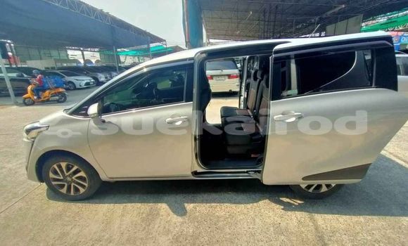 ซื้อ รถมือสอง Toyota Sienta อื่น ๆ รถยนต์ ใน %{เมือง} ใน กรุงเทพมหานคร ซื้อ รถมือสอง Toyota Sienta อื่น ๆ รถยนต์ ใน %{เมือง} ใน กรุงเทพมหานคร
