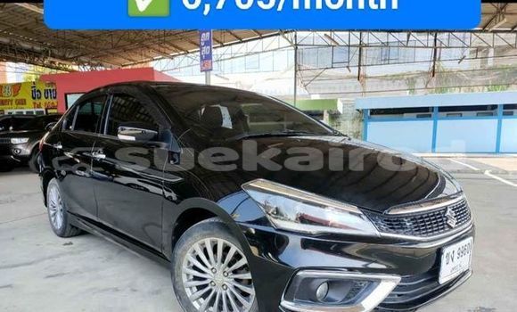 ซื้อ รถมือสอง Suzuki Ciaz สีดำ รถยนต์ ใน %{เมือง} ใน กรุงเทพมหานคร