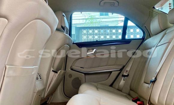 ซื้อ รถมือสอง Mercedes‒Benz E–Class สีดำ รถยนต์ ใน %{เมือง} ใน กรุงเทพมหานคร ซื้อ รถมือสอง Mercedes‒Benz E–Class สีดำ รถยนต์ ใน %{เมือง} ใน กรุงเทพมหานคร