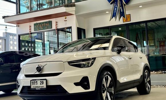 ซื้อ รถมือสอง Volvo V40 Cross Country ขาว รถยนต์ ใน %{เมือง} ใน กรุงเทพมหานคร