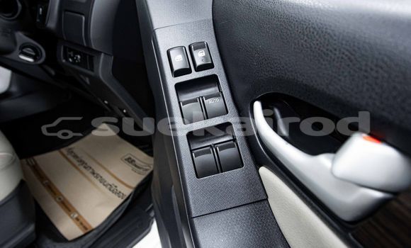 Buy Used Isuzu MU-X White Car in Bangkok in Bangkok Buy Used Isuzu MU-X White Car in Bangkok in Bangkok