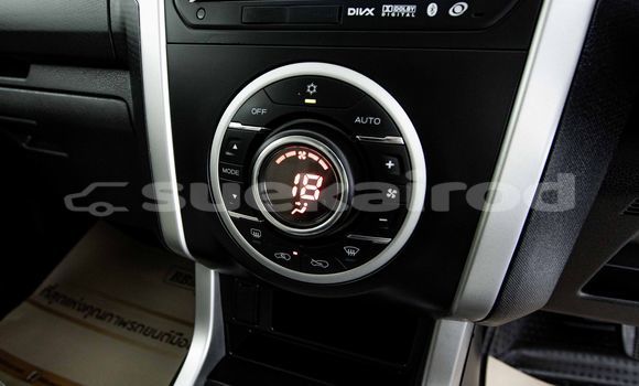 Buy Used Isuzu MU-X White Car in Bangkok in Bangkok Buy Used Isuzu MU-X White Car in Bangkok in Bangkok