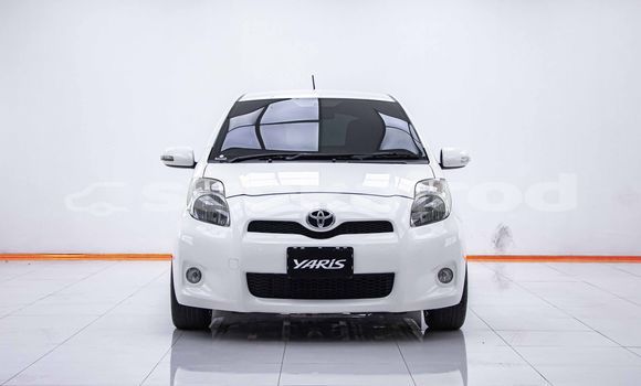 ซื้อ รถมือสอง Toyota Yaris ขาว รถยนต์ ใน %{เมือง} ใน กรุงเทพมหานคร ซื้อ รถมือสอง Toyota Yaris ขาว รถยนต์ ใน %{เมือง} ใน กรุงเทพมหานคร
