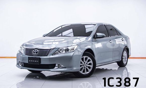 ซื้อ รถมือสอง Toyota Camry อื่น ๆ รถยนต์ ใน %{เมือง} ใน กรุงเทพมหานคร