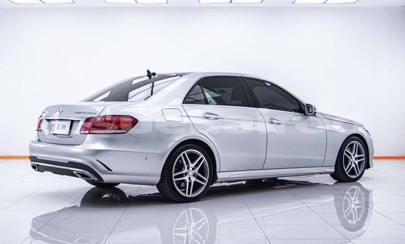 ซื้อ รถมือสอง Mercedes-Benz E-Classe อื่น ๆ รถยนต์ ใน %{เมือง} ใน กรุงเทพมหานคร ซื้อ รถมือสอง Mercedes-Benz E-Classe อื่น ๆ รถยนต์ ใน %{เมือง} ใน กรุงเทพมหานคร