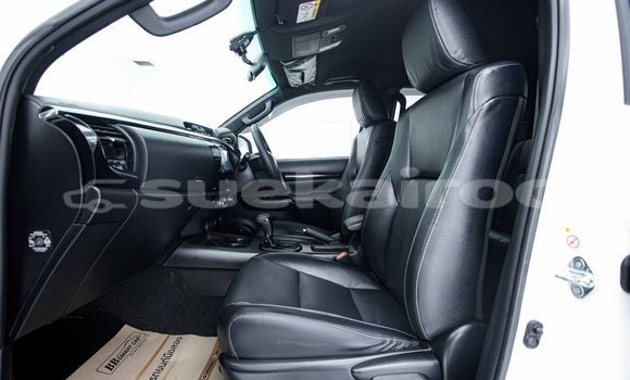 ซื้อ รถมือสอง Toyota Hiluxe Revo ขาว รถยนต์ ใน %{เมือง} ใน กรุงเทพมหานคร ซื้อ รถมือสอง Toyota Hiluxe Revo ขาว รถยนต์ ใน %{เมือง} ใน กรุงเทพมหานคร