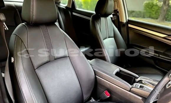 Buy Used Honda Civic White Car in Kanchanaburi in Kanchanaburi