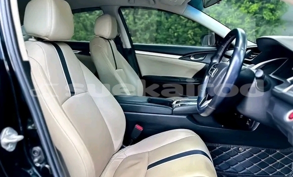 ซื้อ รถมือสอง Honda Civic สีดำ รถยนต์ ใน %{เมือง} ใน กาญจนบุรี