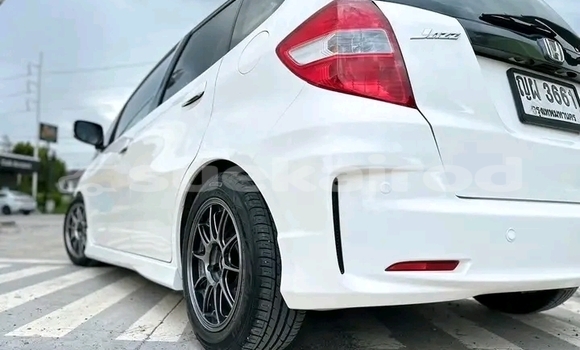 ซื้อ รถมือสอง Honda Jazz ขาว รถยนต์ ใน %{เมือง} ใน กาญจนบุรี ซื้อ รถมือสอง Honda Jazz ขาว รถยนต์ ใน %{เมือง} ใน กาญจนบุรี