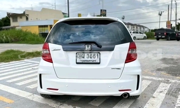 ซื้อ รถมือสอง Honda Jazz ขาว รถยนต์ ใน %{เมือง} ใน กาญจนบุรี ซื้อ รถมือสอง Honda Jazz ขาว รถยนต์ ใน %{เมือง} ใน กาญจนบุรี