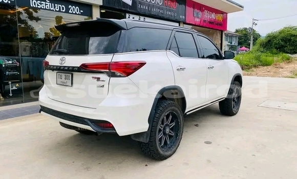 ซื้อ รถมือสอง Toyota Fortuner ขาว รถยนต์ ใน %{เมือง} ใน ชัยภูมิ ซื้อ รถมือสอง Toyota Fortuner ขาว รถยนต์ ใน %{เมือง} ใน ชัยภูมิ
