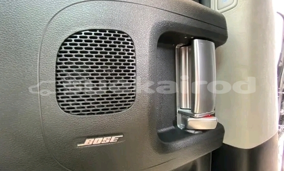 Buy Used Hyundai Santamo Black Car in Chanthaburi in Chanthaburi