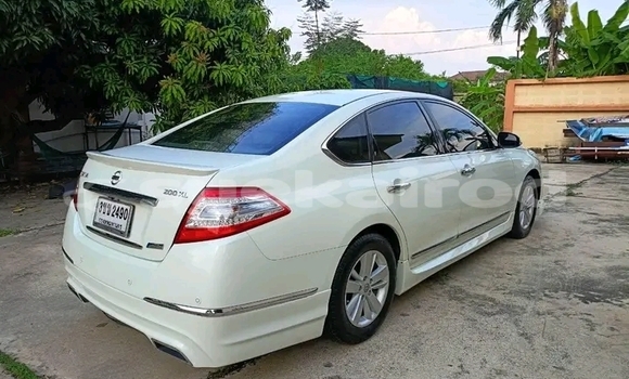 Buy Used Nissan Teana White Car in Kaeng Khlo in Chaiyaphum Buy Used Nissan Teana White Car in Kaeng Khlo in Chaiyaphum