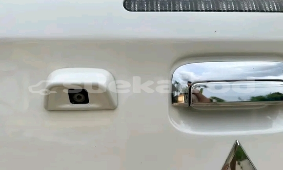 Buy Used Mitsubishi Outlander White Car in Chai Nat in Chai Nat Buy Used Mitsubishi Outlander White Car in Chai Nat in Chai Nat