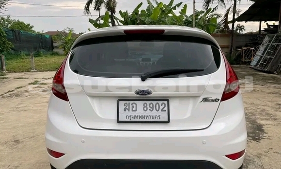 Buy Used Ford Fiesta White Car in Kalasin in Kalasin Buy Used Ford Fiesta White Car in Kalasin in Kalasin
