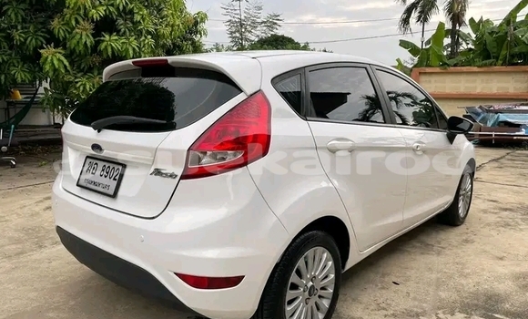 Buy Used Ford Fiesta White Car in Kalasin in Kalasin Buy Used Ford Fiesta White Car in Kalasin in Kalasin