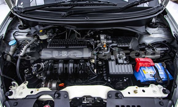 Buy Used Honda Mobilio White Car in Bangkok in Bangkok Buy Used Honda Mobilio White Car in Bangkok in Bangkok