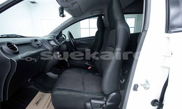 Buy Used Honda Mobilio White Car in Bangkok in Bangkok Buy Used Honda Mobilio White Car in Bangkok in Bangkok